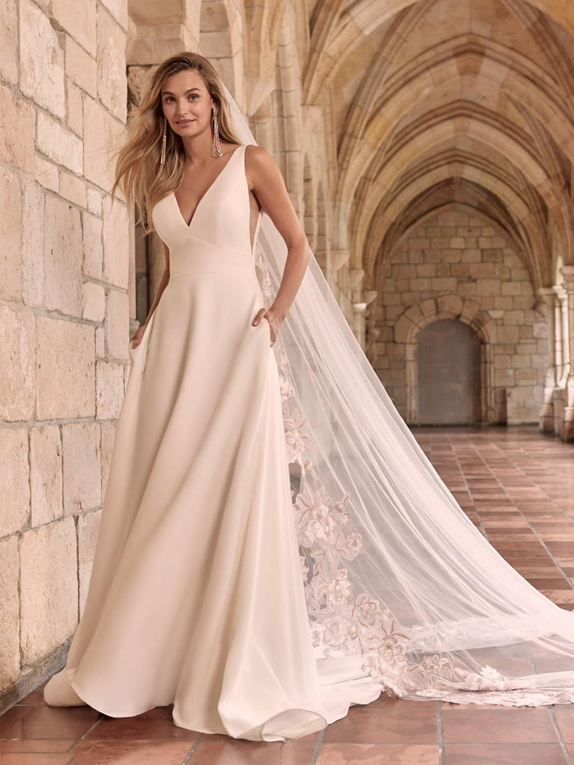 Maggie Sottero Designs Dress 21MW374