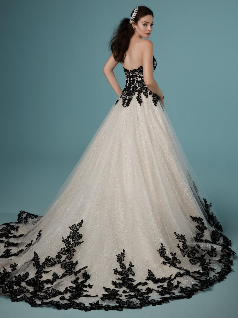 Maggie Sottero Designs Dress 9MC914