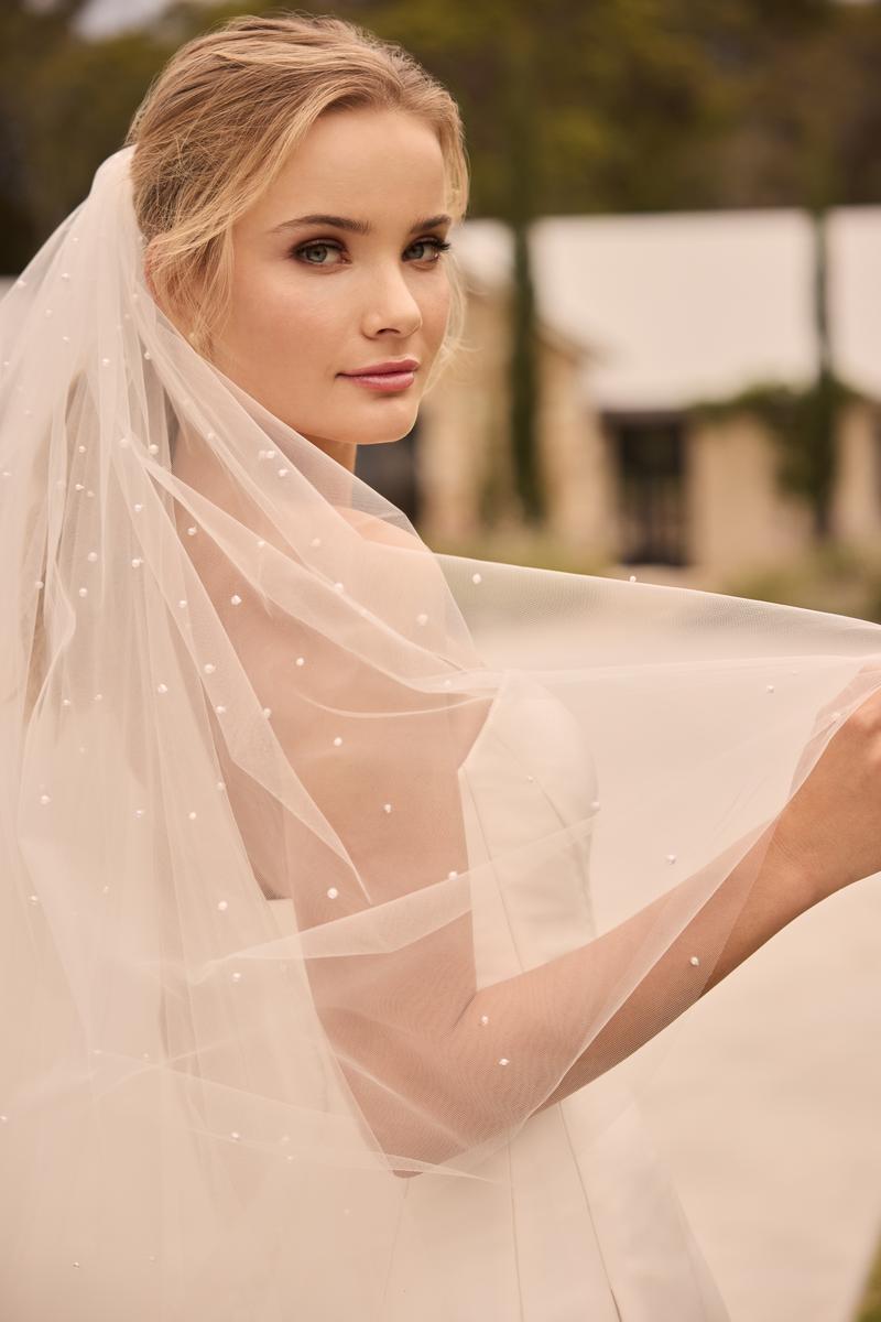 Sophia Tolli "Pearl" Bridal Gown Y3166